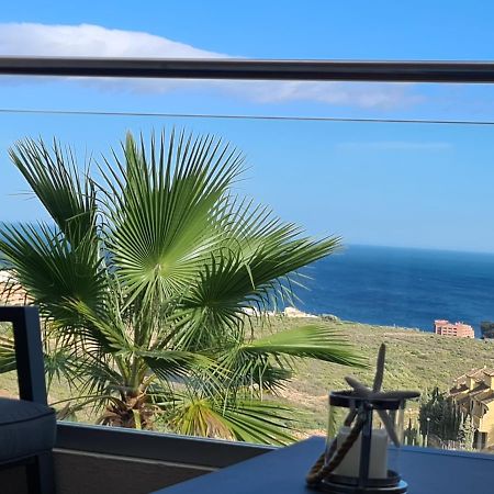 Seaside Serenity - Stylish Apartment With Spectacular Views Manilva Εξωτερικό φωτογραφία
