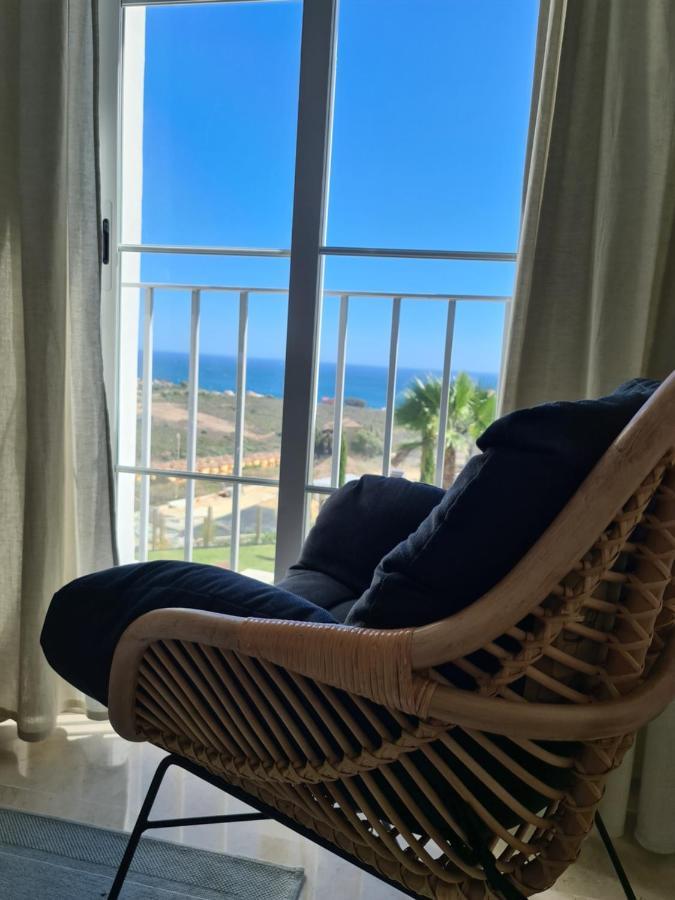 Seaside Serenity - Stylish Apartment With Spectacular Views Manilva Εξωτερικό φωτογραφία
