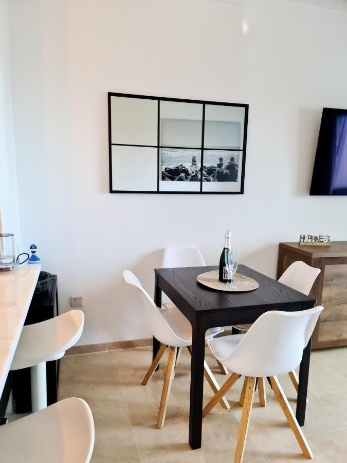 Seaside Serenity - Stylish Apartment With Spectacular Views Manilva Εξωτερικό φωτογραφία